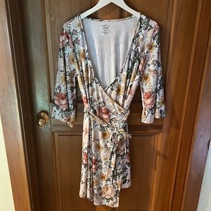 Caden Lane Peyton’s Vintage Floral Knit Maternity Robe